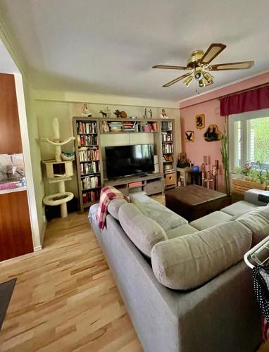 Cozy apartment with sauna & terrace in Hyvinkaa