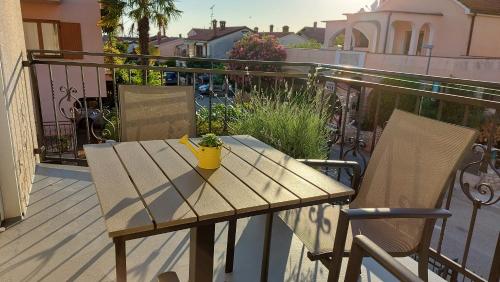 One-Bedroom Apartment with Balcony