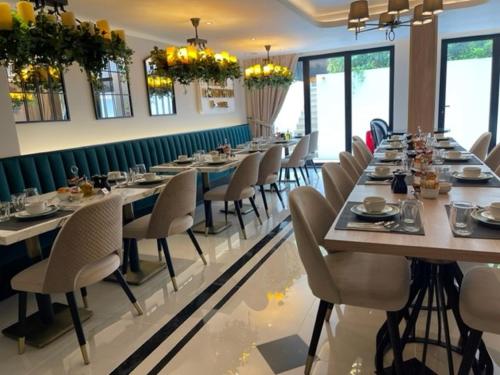 Ristorante, Merit Kensington Hotel in Chelsea