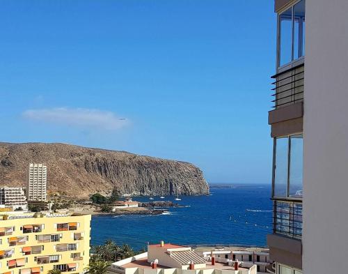 First line, upscale apartment Los Cristianos! 11thFloor Views