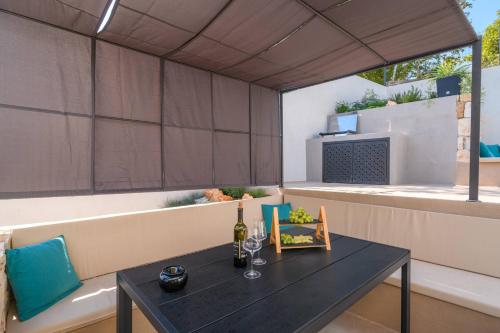 Létesítmények, Villa Barmel II in Vintijan