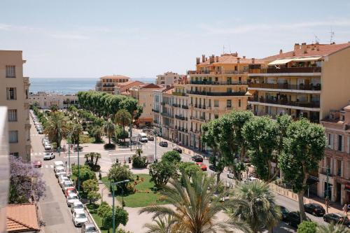 Résidence Châteauneuf - Hôtel - Menton