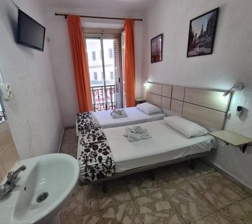 Hostal Rivera - image 10