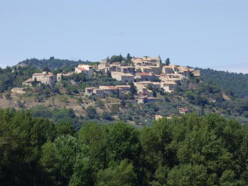 Appartement dans Bâtisse ancienne au calme et sapcieux