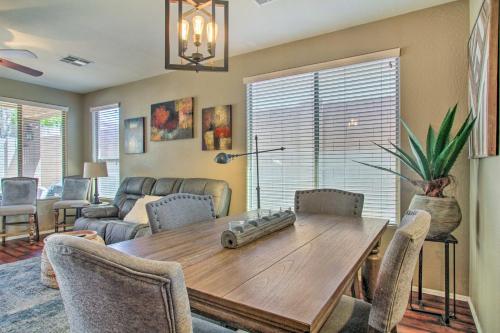Pool and Hot Tub Access Home in North Phoenix in Tramonto