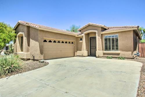 North Phoenix Home with Community Pools!