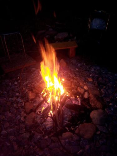  Schiefe Hütte am Attersee. in Lenzing