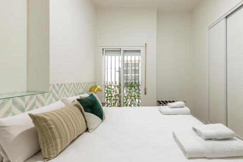 One-Bedroom Apartment B image 3