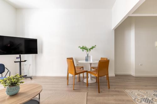 Standard Apartment image 2