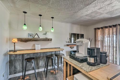 Galveston Condo with Oceanfront Views and 2 Pools in Galveston, USA