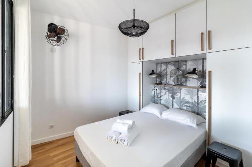 THE BUILDING - Appartement d'architecte avec vue Notre Dame de la Garde, Marseille (photo 8)