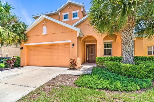 Davenport Resort Home with Perks 12 Mi to Disney in Davenport, USA