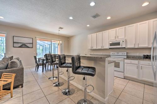 Davenport Resort Home with Perks 12 Mi to Disney in Davenport, USA