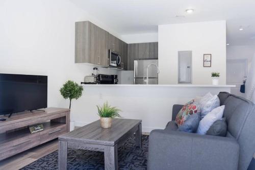 Awesome 3BR Townhouse 15minutes from the Beach in Miami, USA