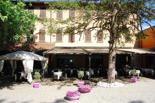 Albergo Ristorante Sant'Eustorgio - Hotel - Arcore