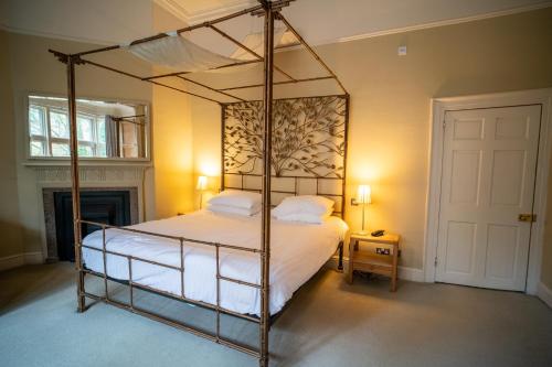 Double Room with Four Poster Bed