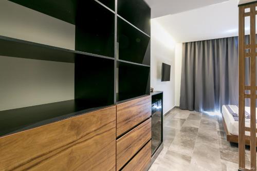 IIK Tulum by Groovy Stays- A Hip Condo-Hotel with WIFI, Rooftop, Pool, Sleeps 6 in Tulum, Mexico