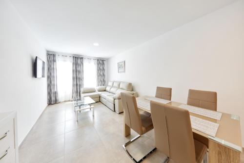 Sonrisa Deluxe Apartments Levante - image 4