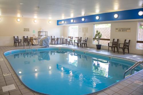 Swimming pool, Wingate by Wyndham Sioux City in Sioux City (IA)