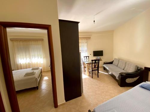 OniRana Apartments