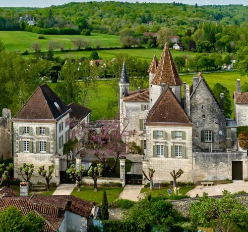 Château des Sénéchaux, Bourdeilles - Location saisonnière - Bourdeilles