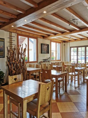 Hotel Au Feu De Bois - main image