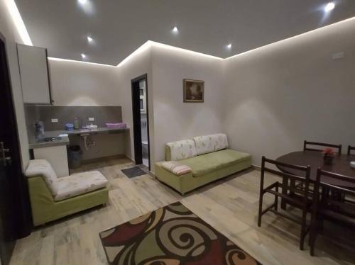 Eco Inn: Sherook66B1 a 1 BR apartment, Cairo