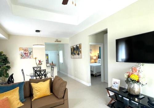 Seashore Vacation Home, Oceanpointe, Lucea, Jamaica in Lucea
