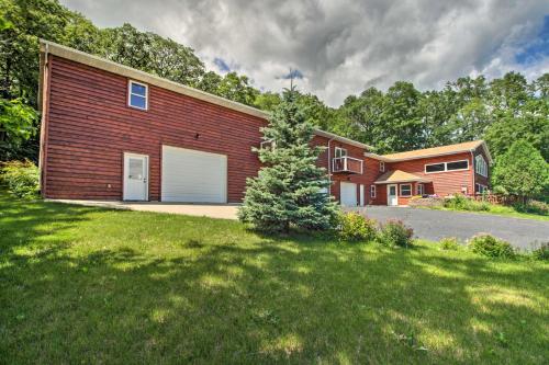 Spacious Frazee Home with Direct Lake Access!