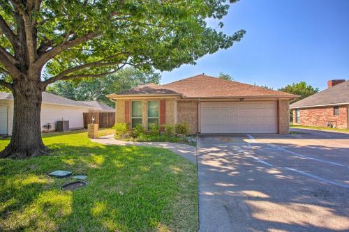 Peaceful Waxahachie Home with Private Backyard!