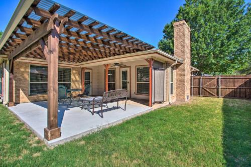 Peaceful Waxahachie Home with Private Backyard!