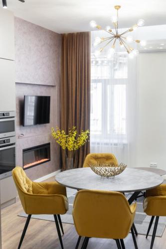 2 bedrooms, 3 beds