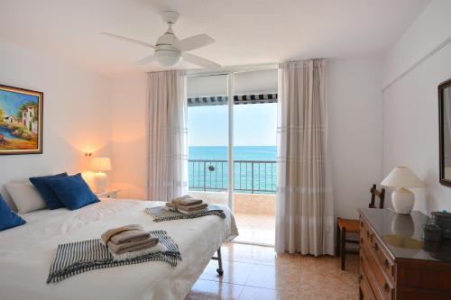  Beachside Apartment, Unterkunft in Alicante