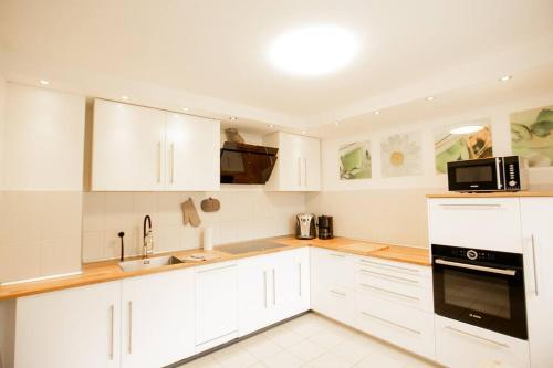 bonquartier - HOUSE 5BR - GARDEN - FOREST - TOP ROAD CONNECTION in Siegburg, Deutschland
