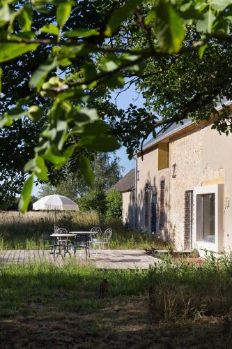 Maison d'hôtes le détour en pleine nature - Chambre d'hôtes - Channay-sur-Lathan