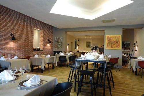 Étterem, Hotel Restaurant de la Poste in Saint-Just-en-Chevalet