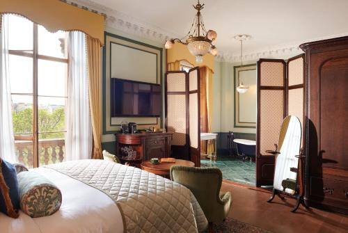 Gleneagles Townhouse Room Type - Master Room