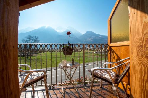 Rõdu/terrass, B&B Pousada Rio Aosta-servizi di Bed and breakfast in Saint-Christophe
