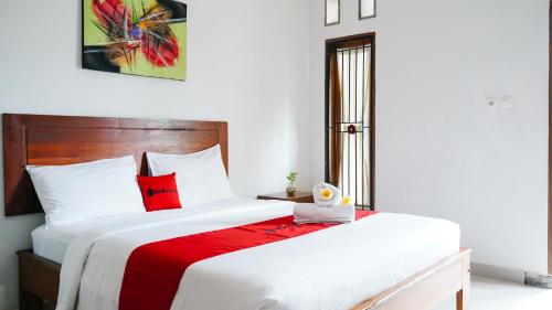 B&B Tanjungkarang - RedDoorz at Ampenan Mataram Lombok - Bed and Breakfast Tanjungkarang