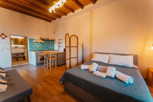 Kythera secrets suites in Aroniadika