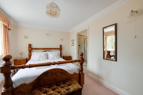 Oak Tree Cottage, Charming, Rural New Forest Home in Basingstoke Külváros
