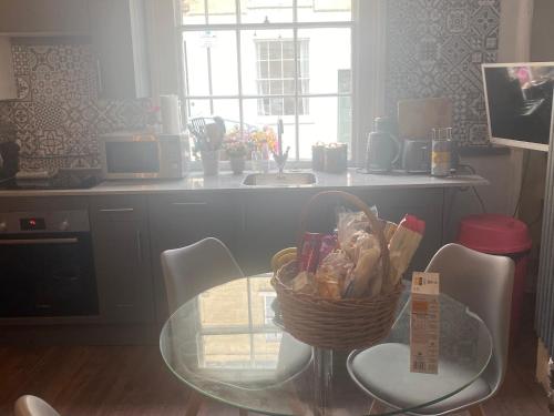 Georgian city apartment @ Thomas Street - main image