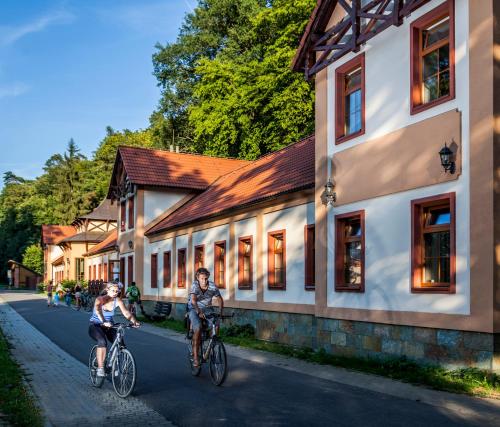 Hotel Lázně Kostelec - image 2