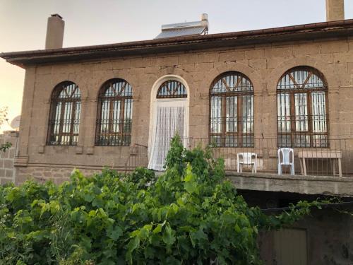 . Hayal Konağı