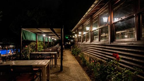 Fener Motel - Tap to explore photos