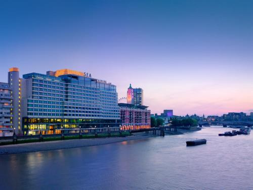 Hotel Sea Containers London