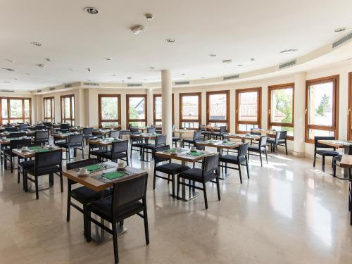 Restaurant, Hotel Plaza Las Matas in Fuencarral-El Pardo