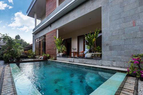 Central Ubud Modern Apartments and Private Kitchen