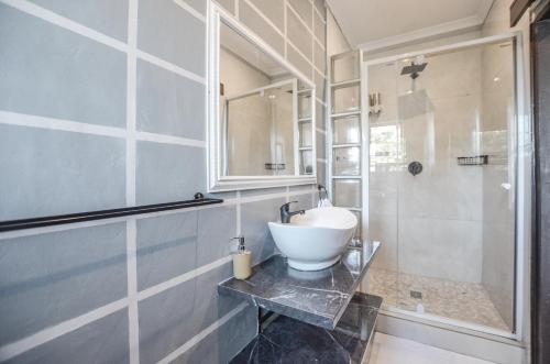Casa Milner Guest House Room Type - Deluxe Double Room with Balcony
