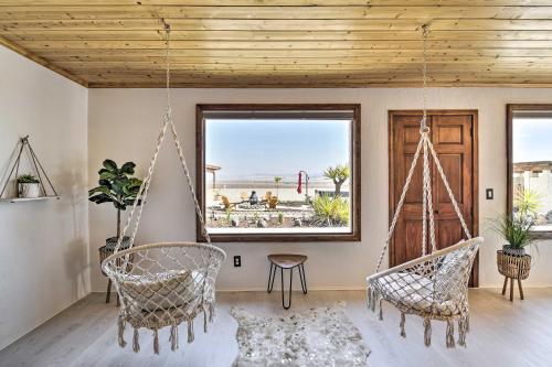 Chic Joshua Tree Pad with Mountain Views and Hot Tub in Twentynine Palms, USA